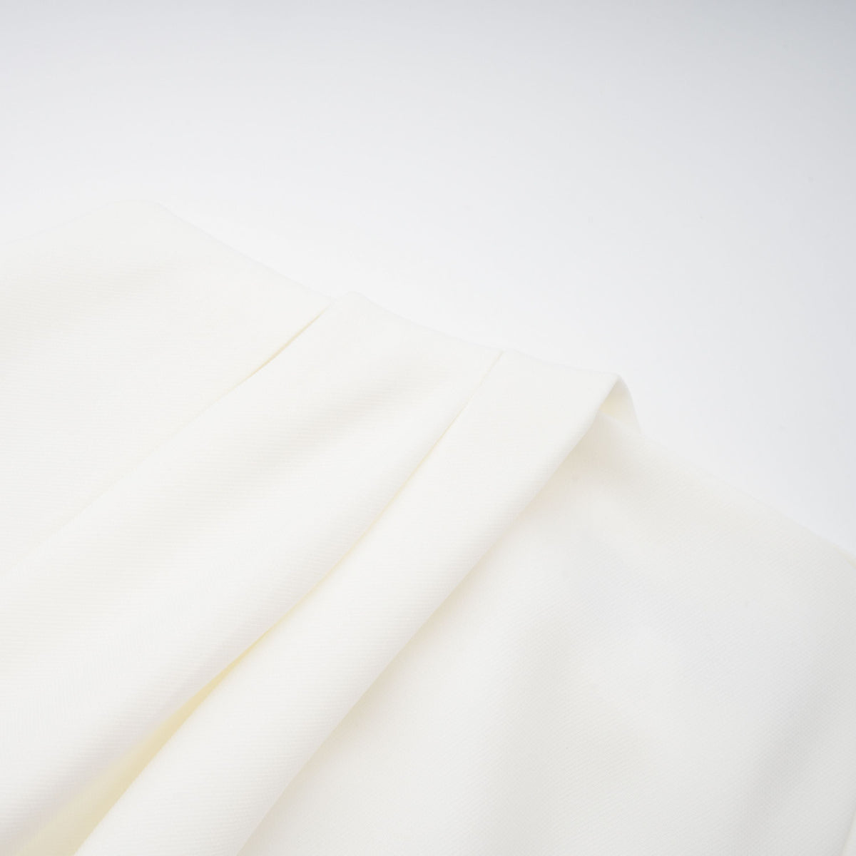 Marzia White Ribbon Detail Floral Lace Maxi Dress