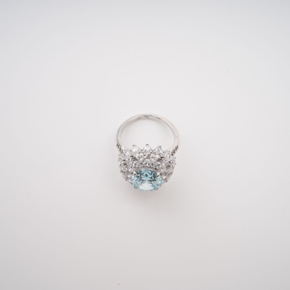 Céleste Blue Oval Cut Gemstone Sterling Silver Ring