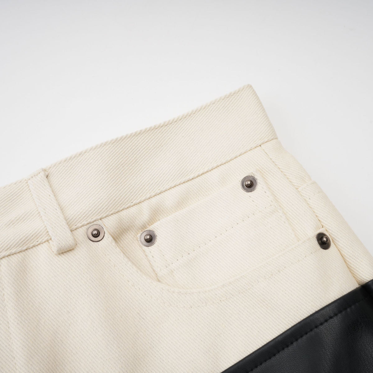 Clotilde contrast-color leather trousers - Black