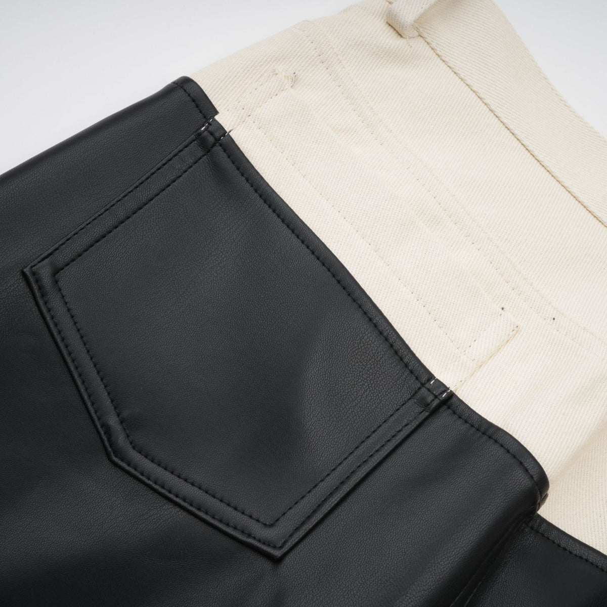 Clotilde contrast-color leather trousers - Black