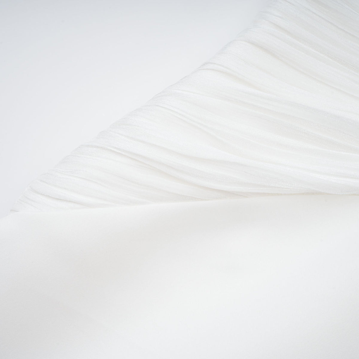 Emmeline White Train Design Gathered Maxi Dress (Final Sale-US Only)