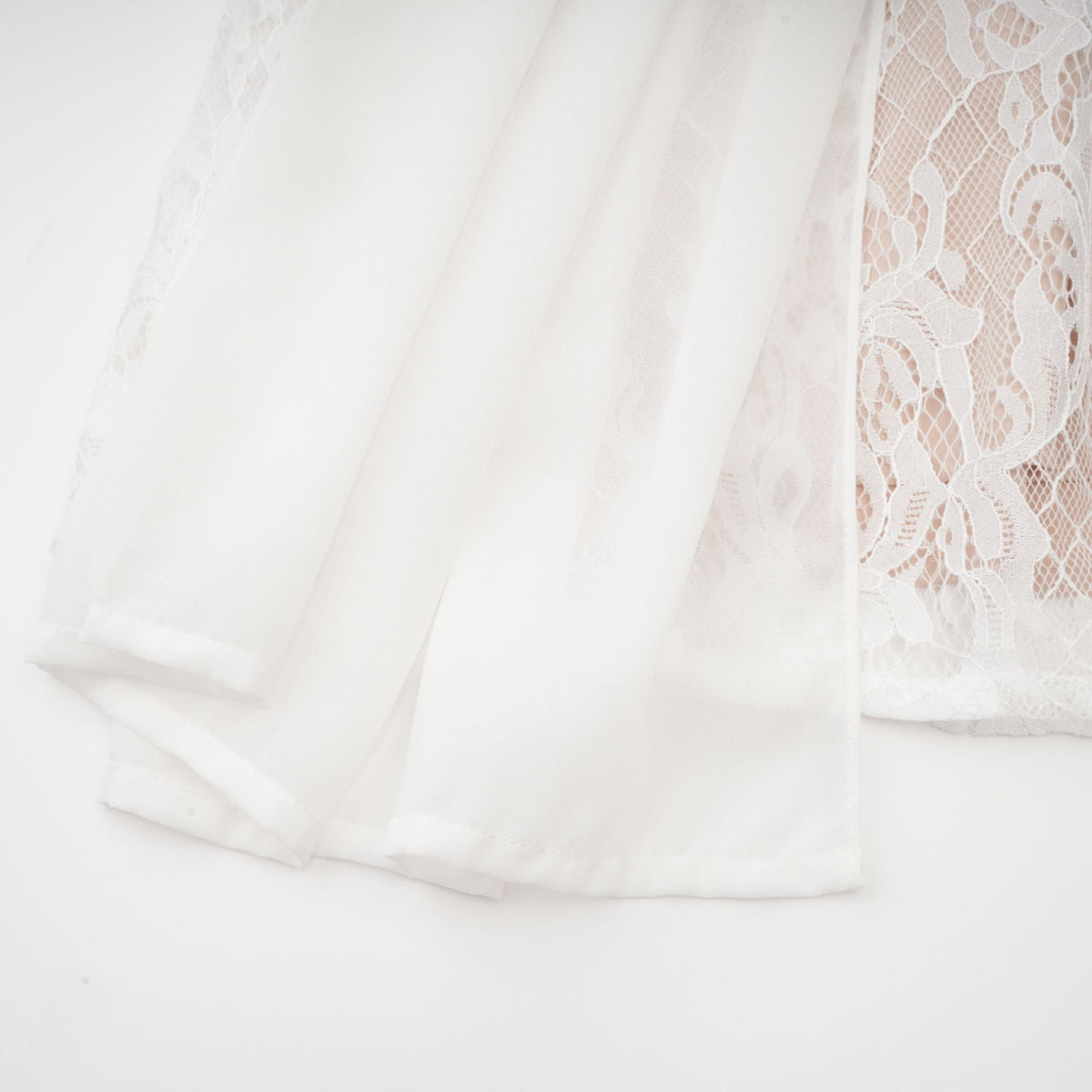 Arantxa white lace pleated maxi dress