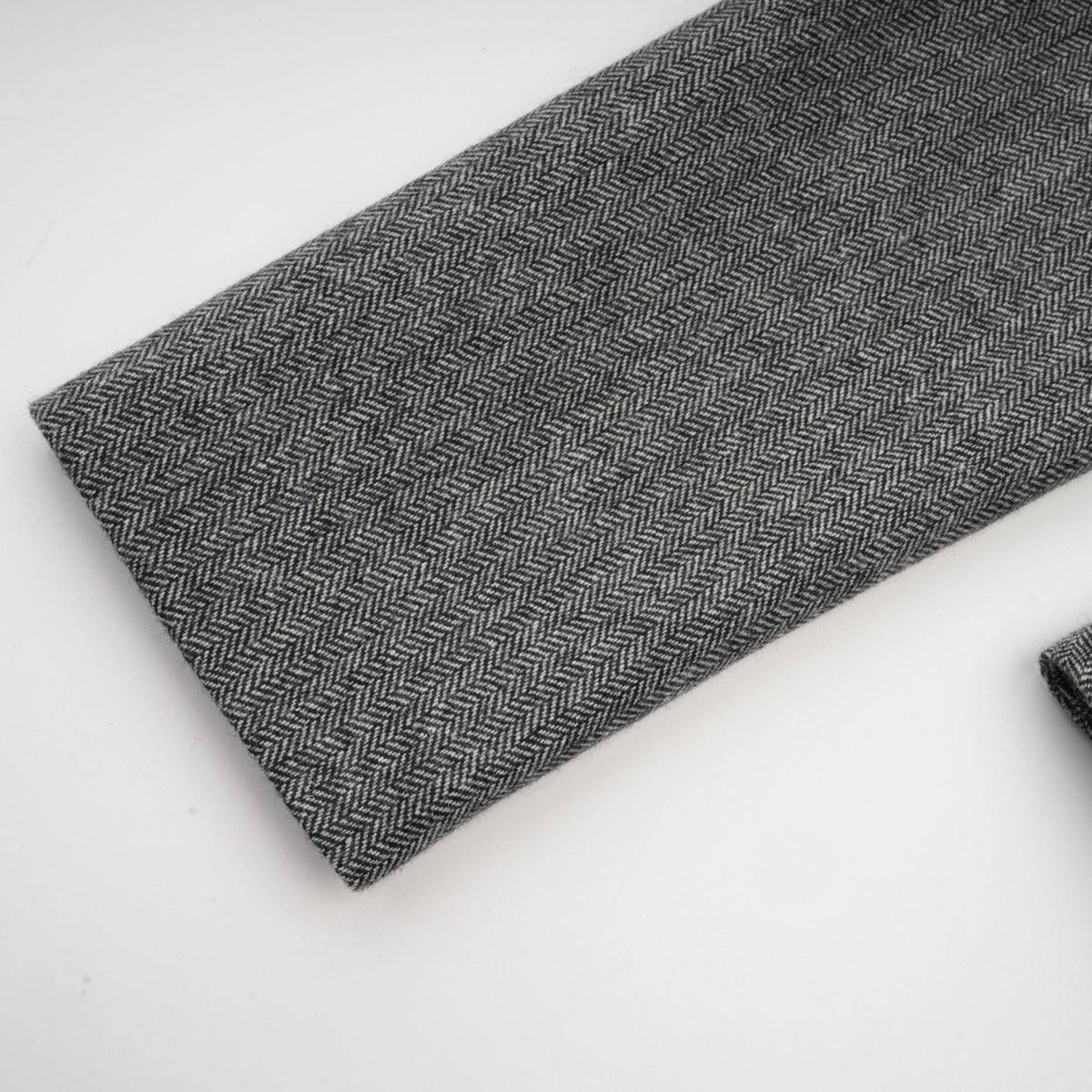 Agathe grey herringbone top & shorts matching set