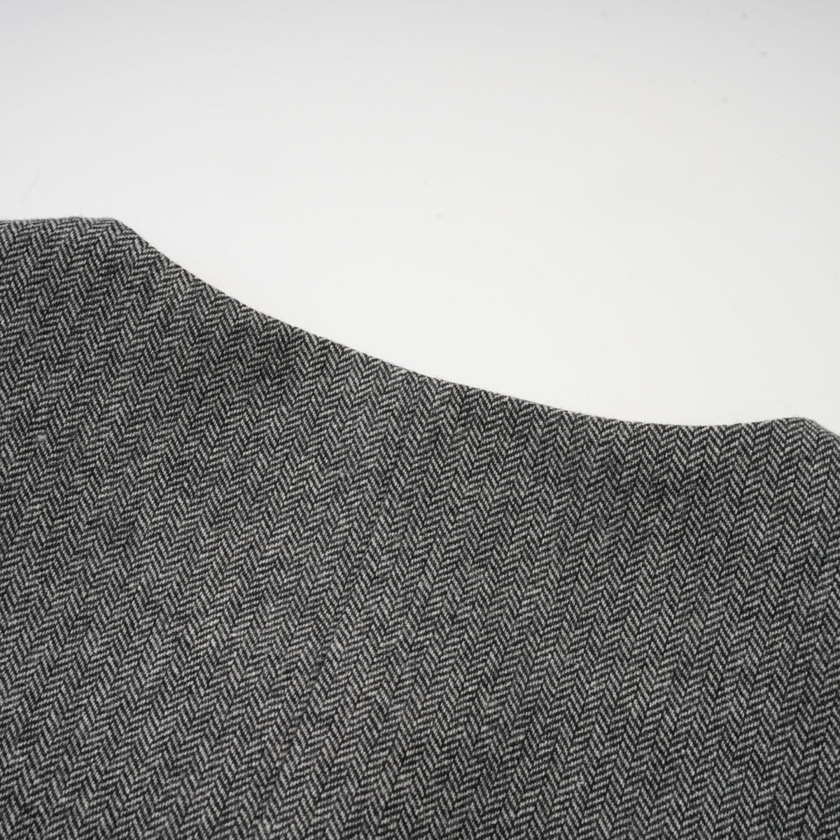 Agathe grey herringbone top & shorts matching set