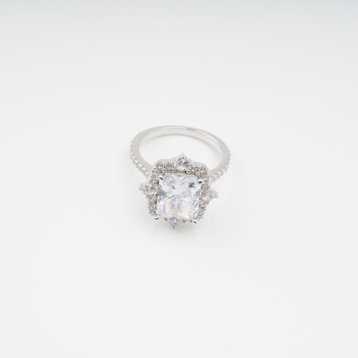 Émilienne Sterling Silver Rectangular Zircon Gemstone Ring