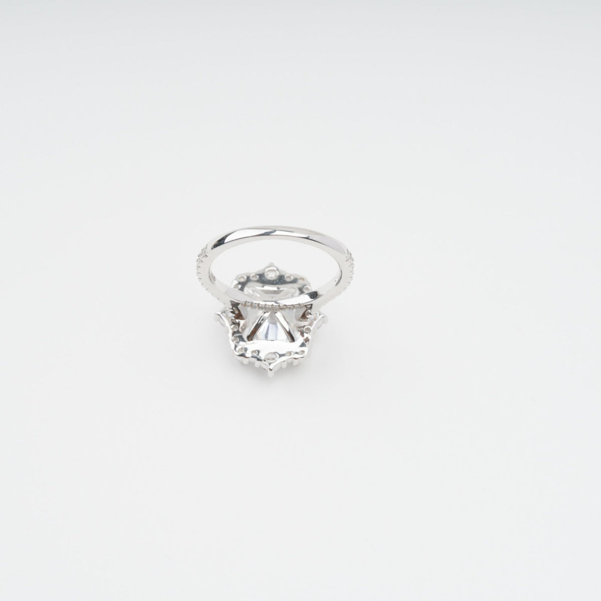 Émilienne Sterling Silver Rectangular Zircon Gemstone Ring