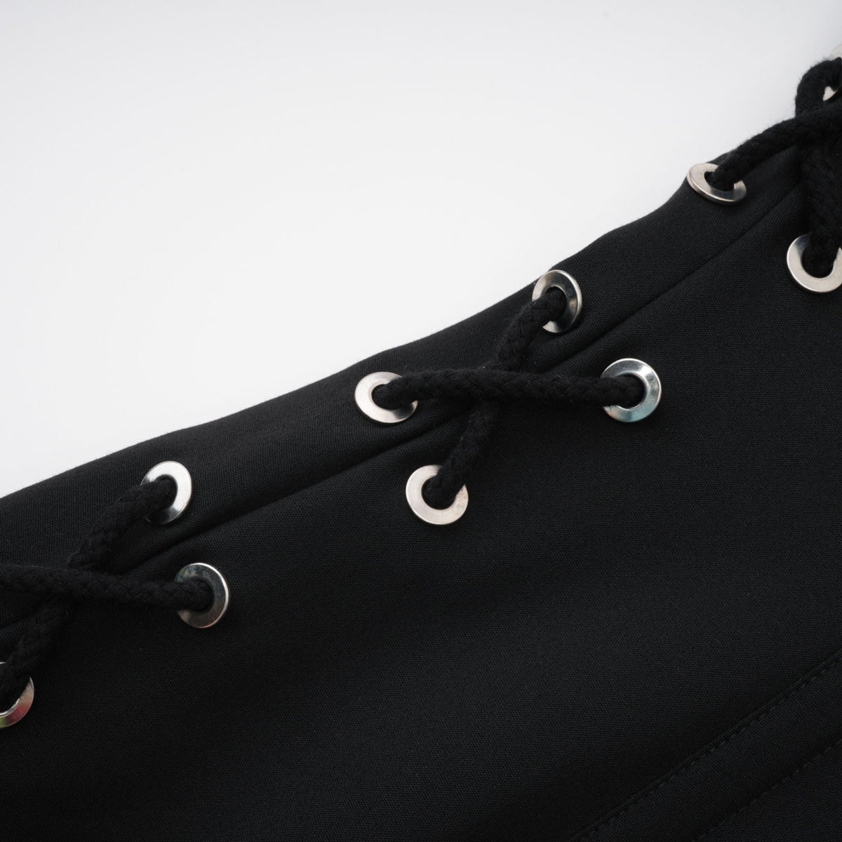 Jaina black hook & eye pocket dress
