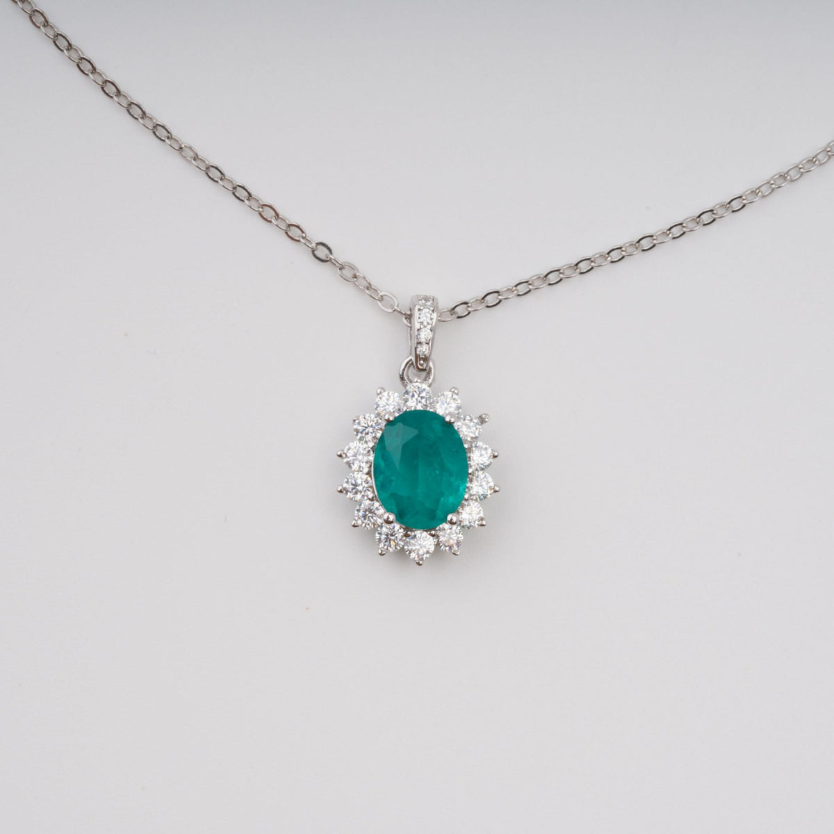 Kaisu Green Oval Gemstone Pendant Sterling Silver Necklace