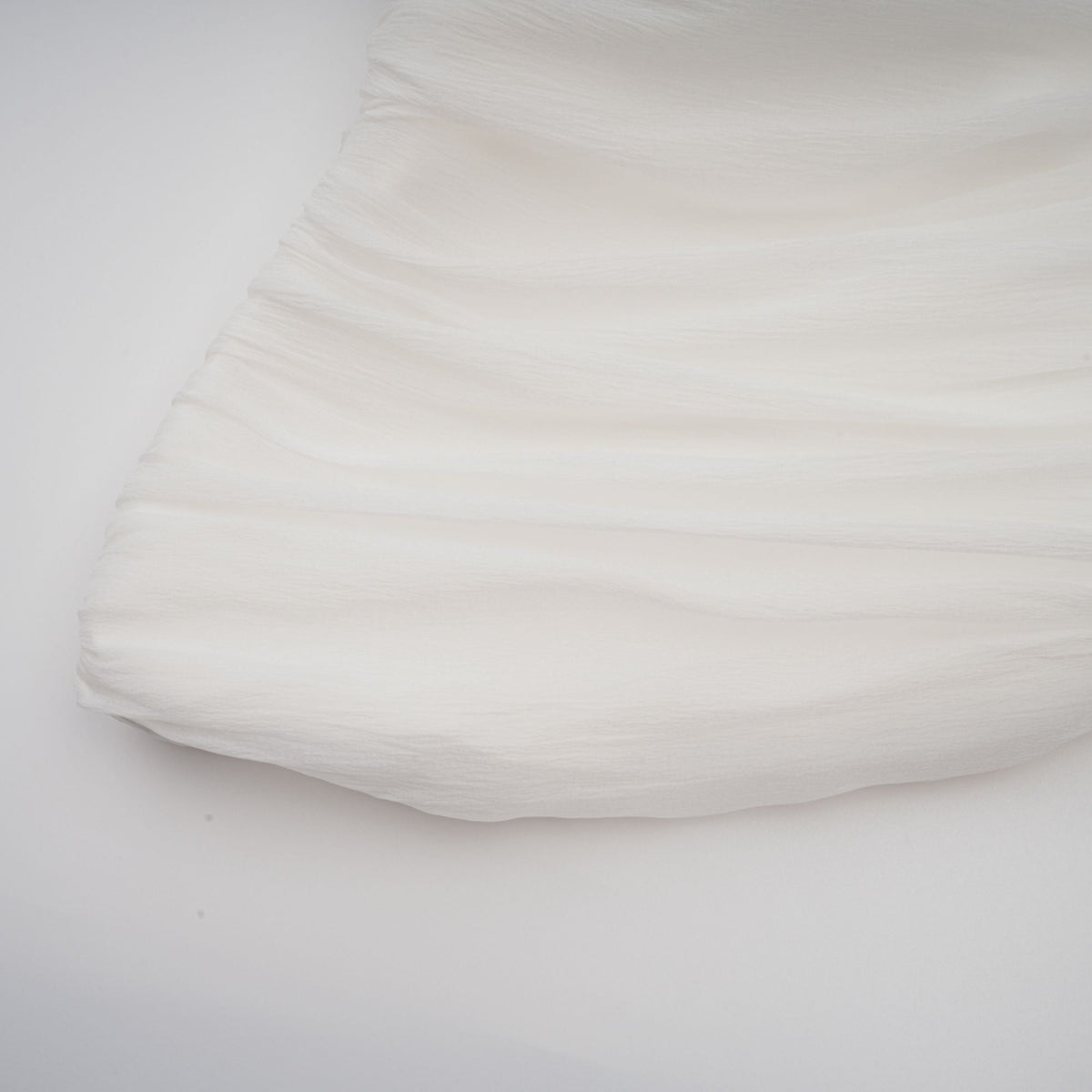 Adèle creased top & trousers matching set in White