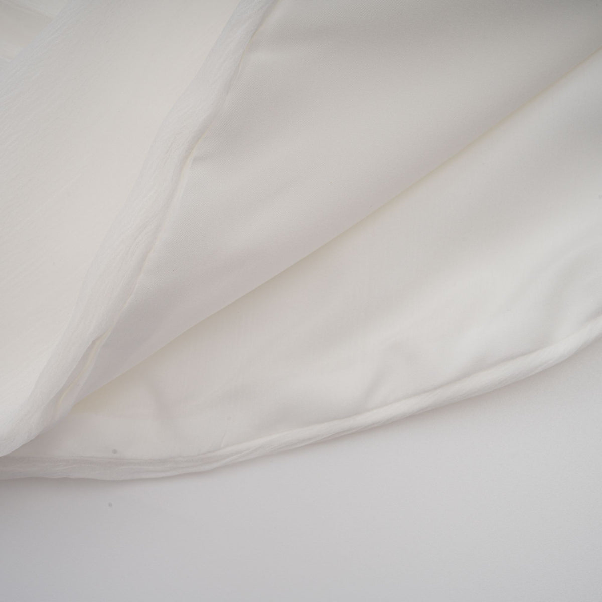 Adèle creased top & trousers matching set in White