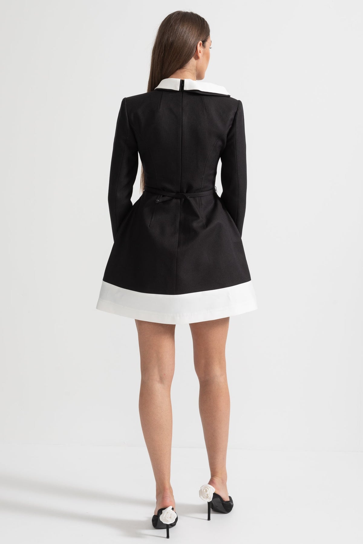 Floral Embellished Dress With Contrasting White Collar And Decorative Fabric Flowers - Black