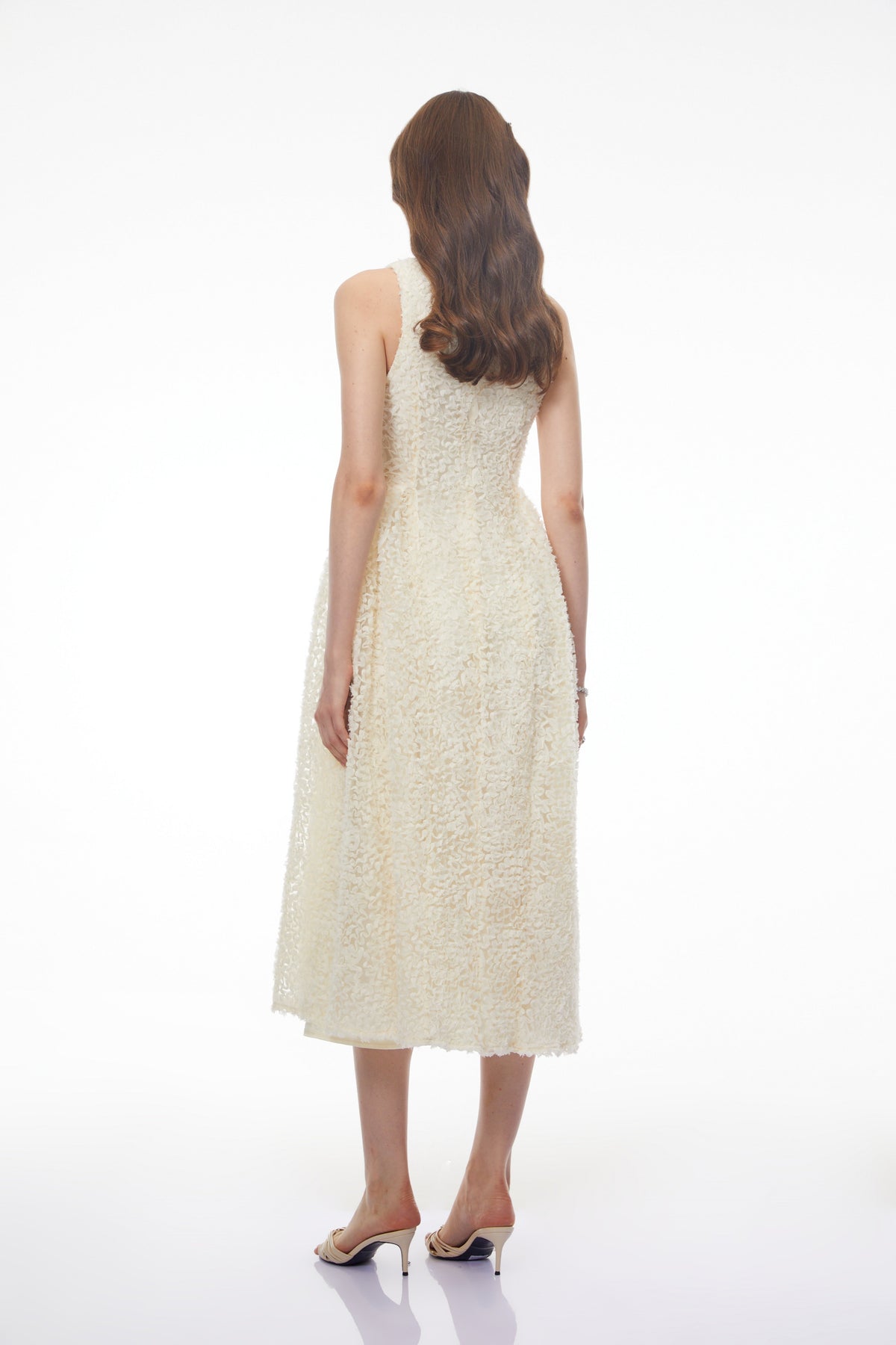 Luciana White Sleeveless Midi Dress with Fitted Bodice