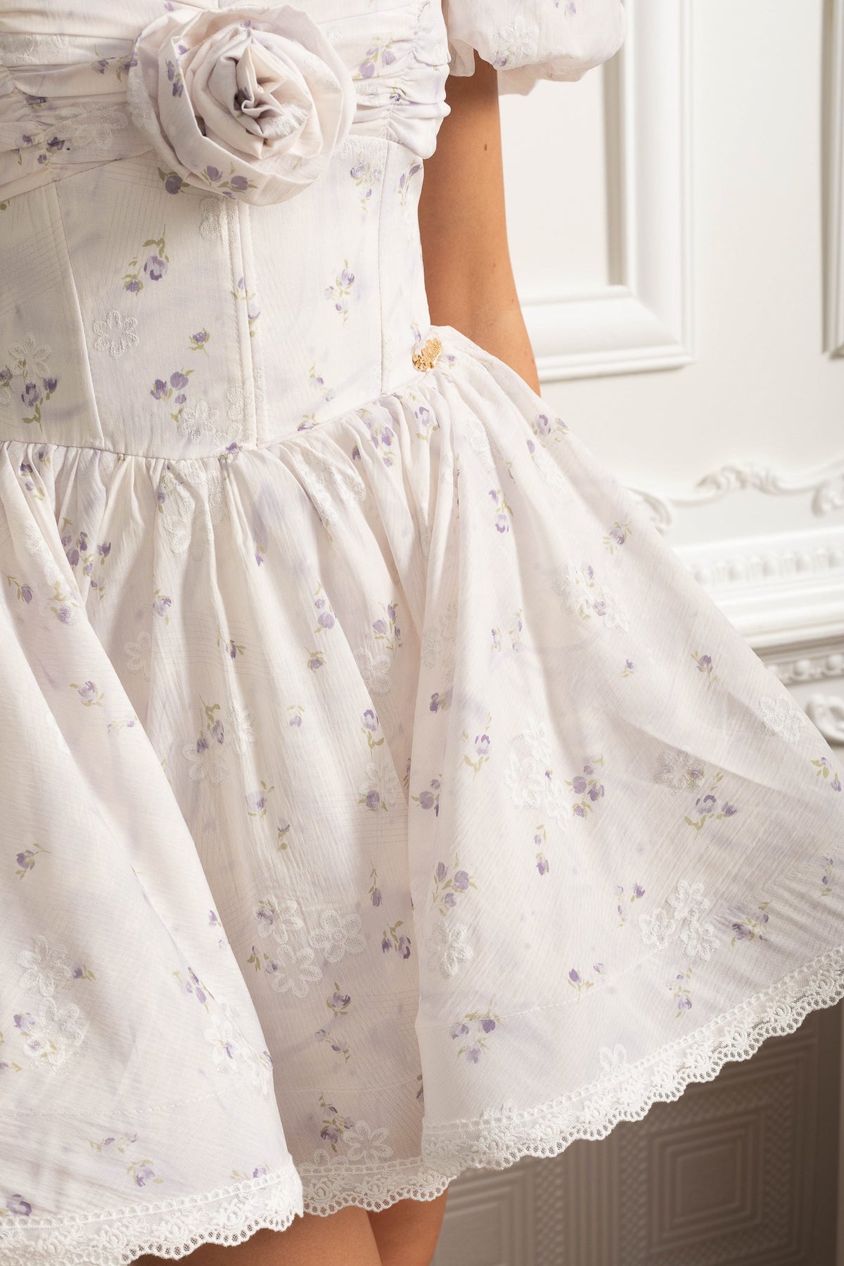 Floral Mini Dress With Puff Sleeves And 3D Rose Detail - White/Purple