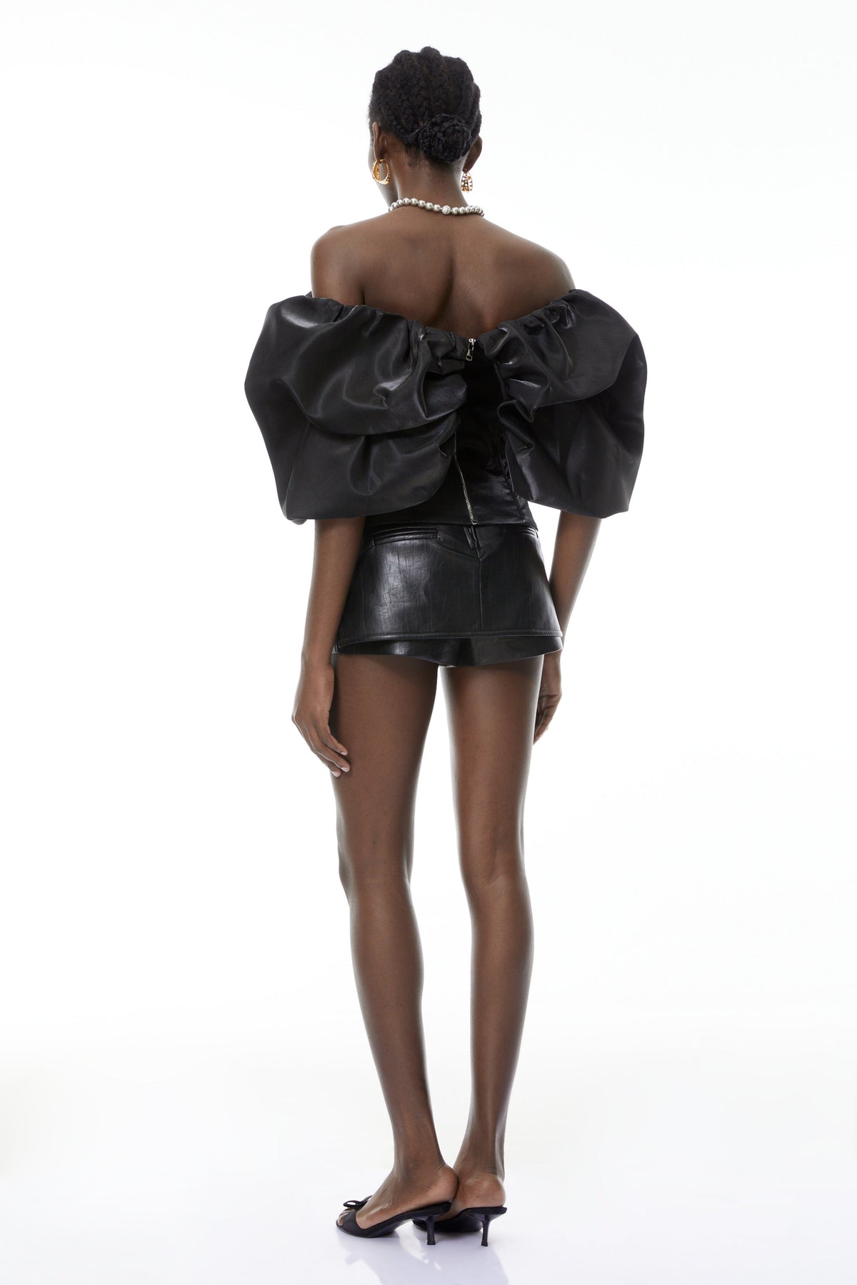 Ondina Black Off Shoulder Bubble Top