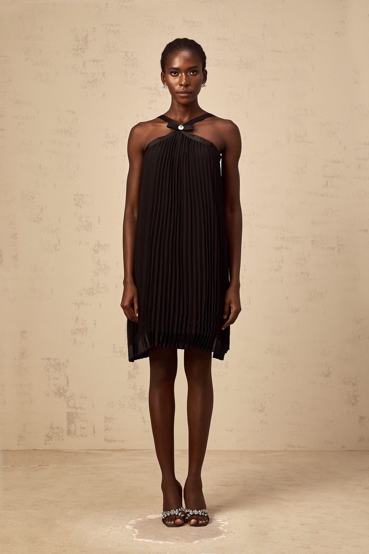 Zelda black bowknot pleated mini dress