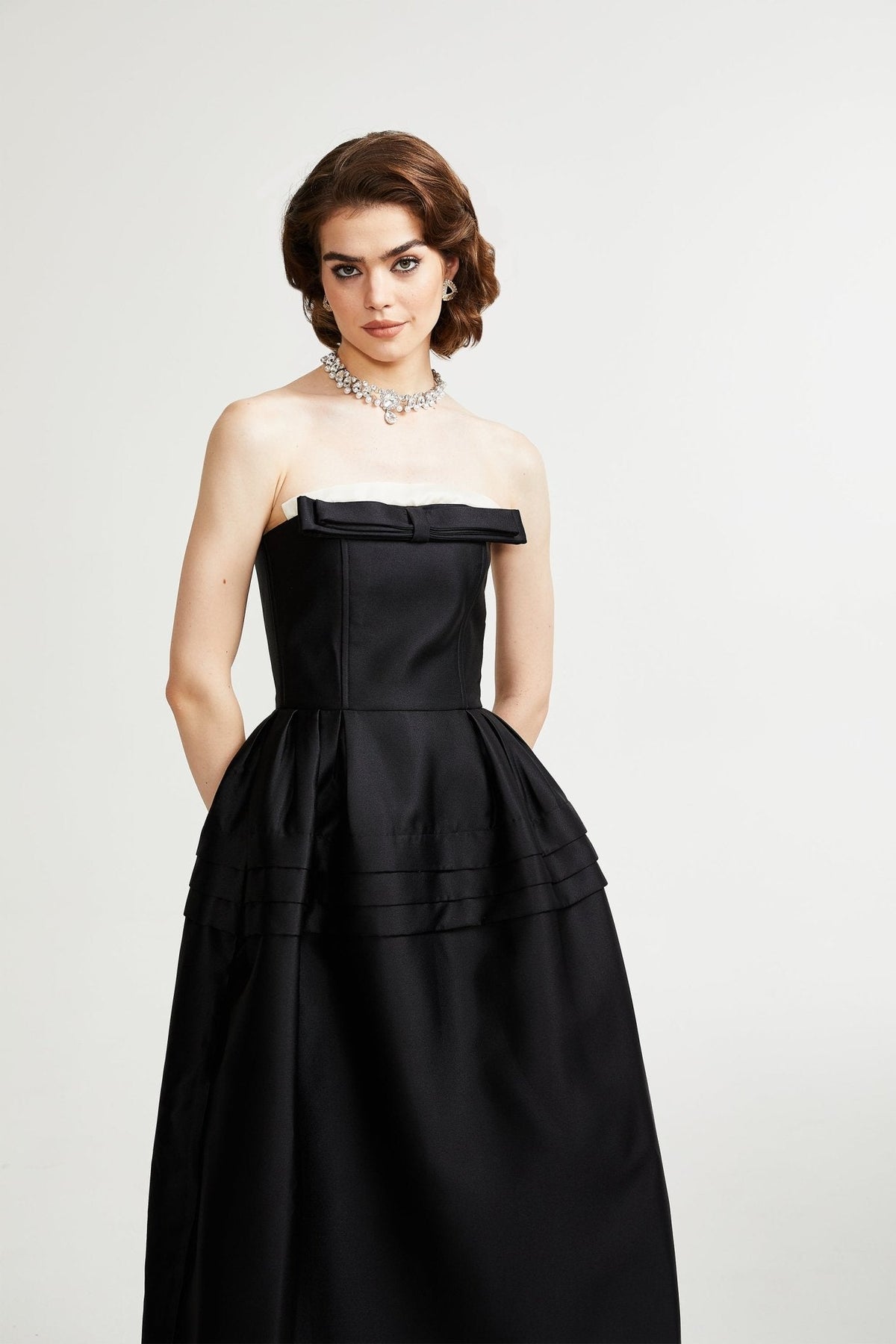 Felisara black bowknot midi dress