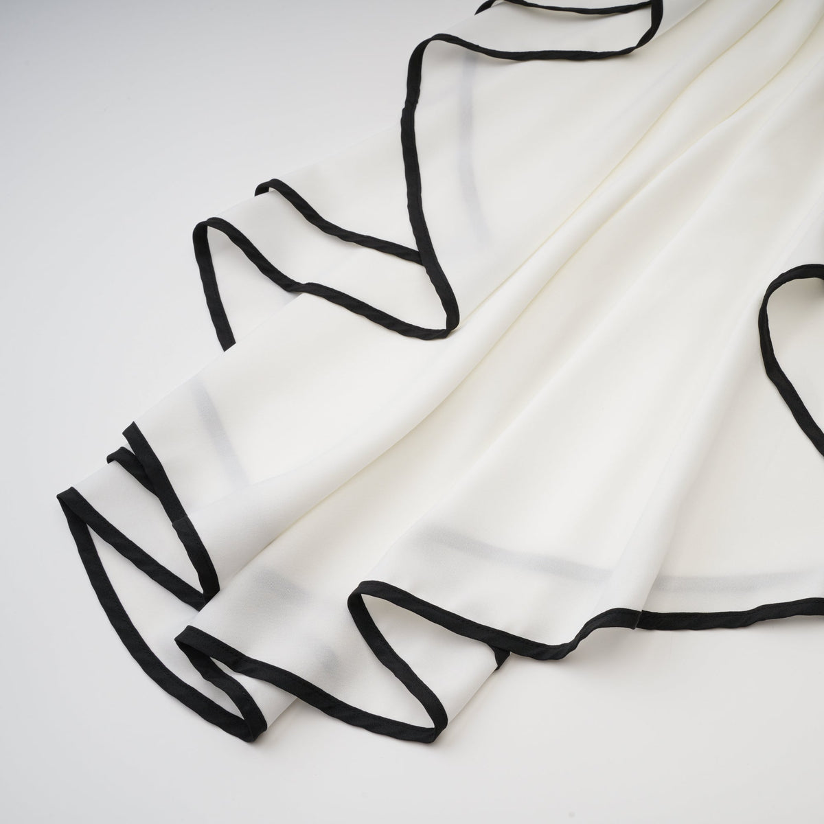 Madeleine ruffle-sleeve dress