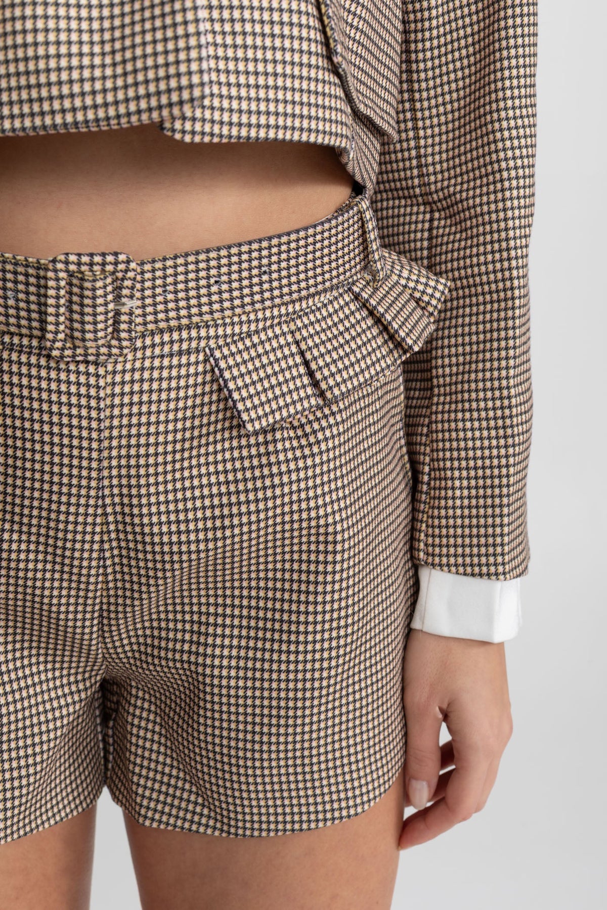 Checked Tailored Co-Ord Set with Statement Bow Detail – Beige