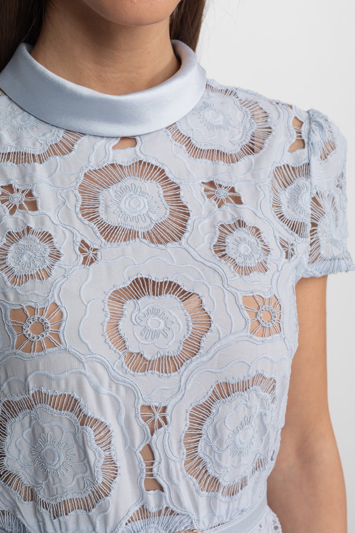 Floral Lace Midi Dress with Belted Waist – Light Blue