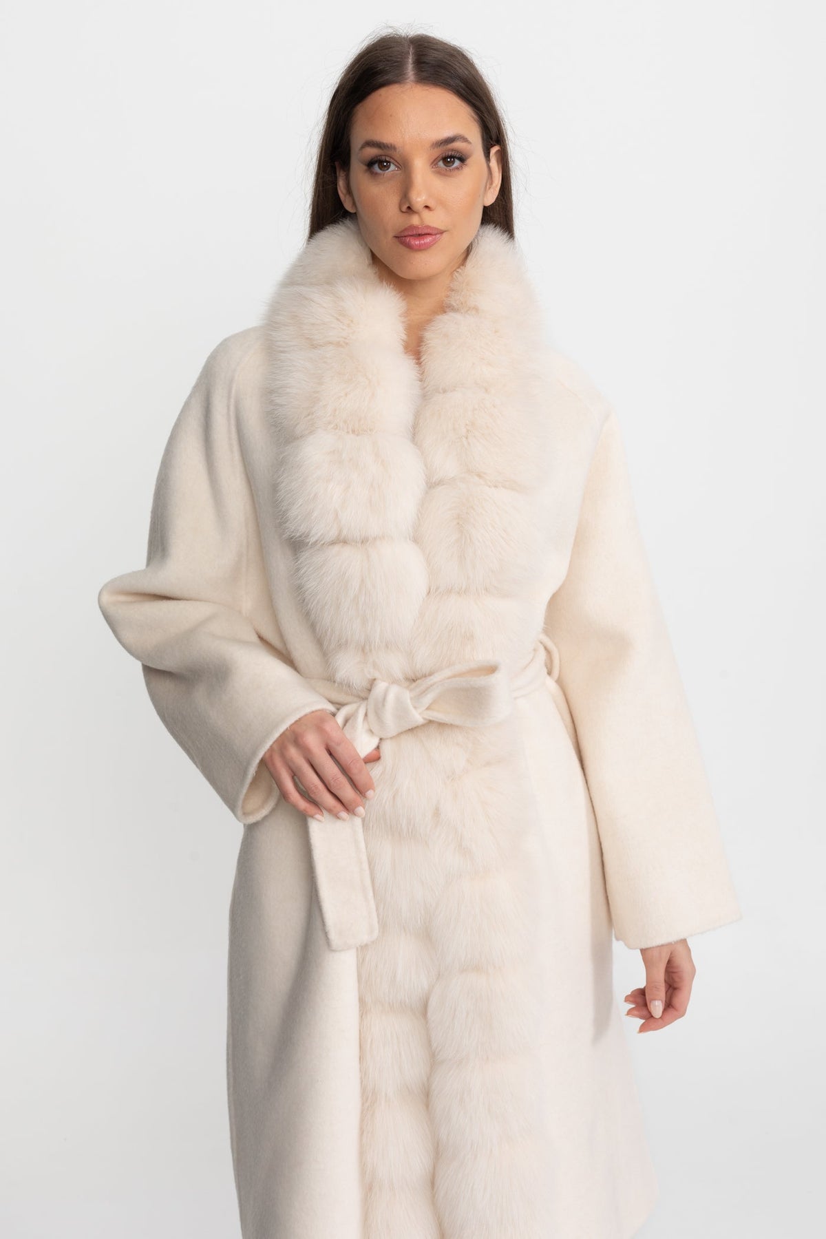 Wool Long Coat with Fox Fur Front – Ivoire