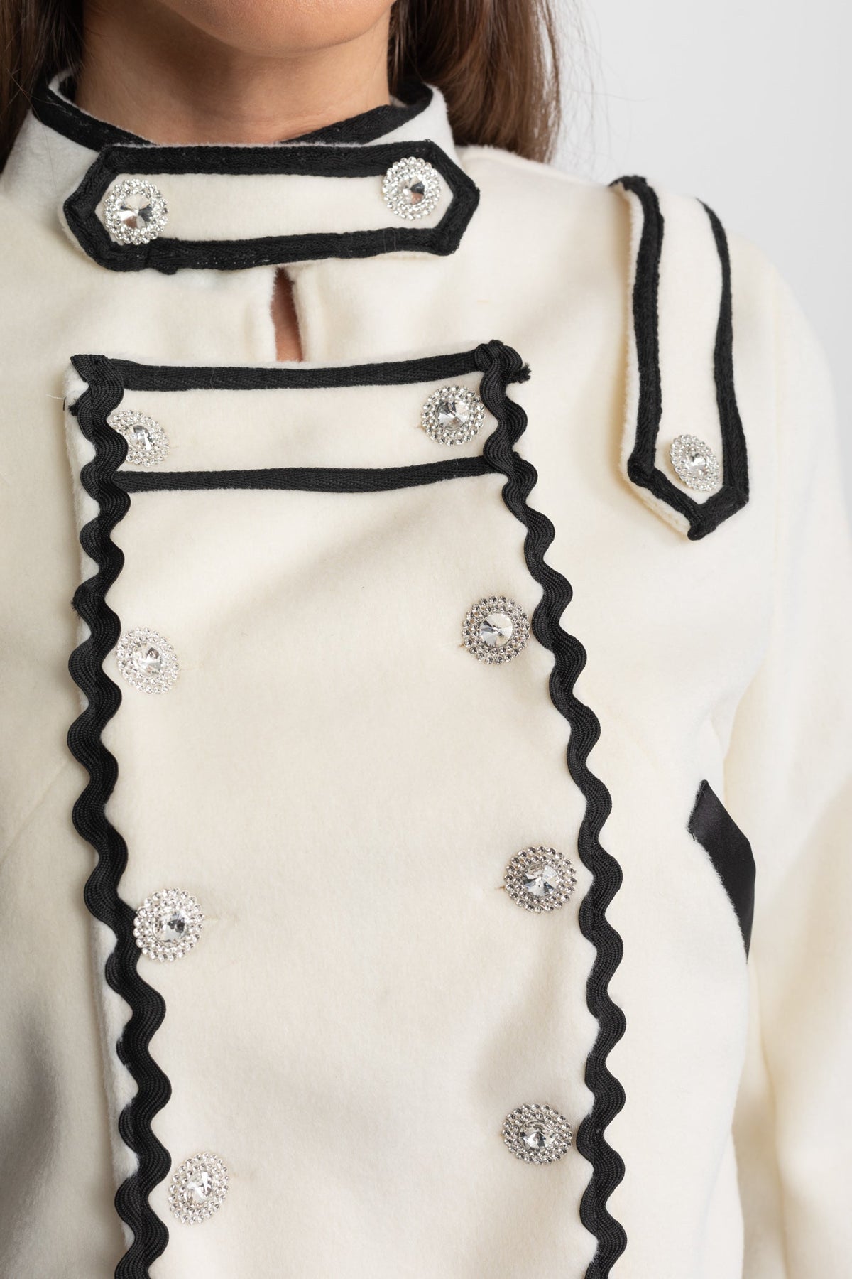Structured Co-Ord Set with Contrast Trim and Crystal Buttons – Ivoire