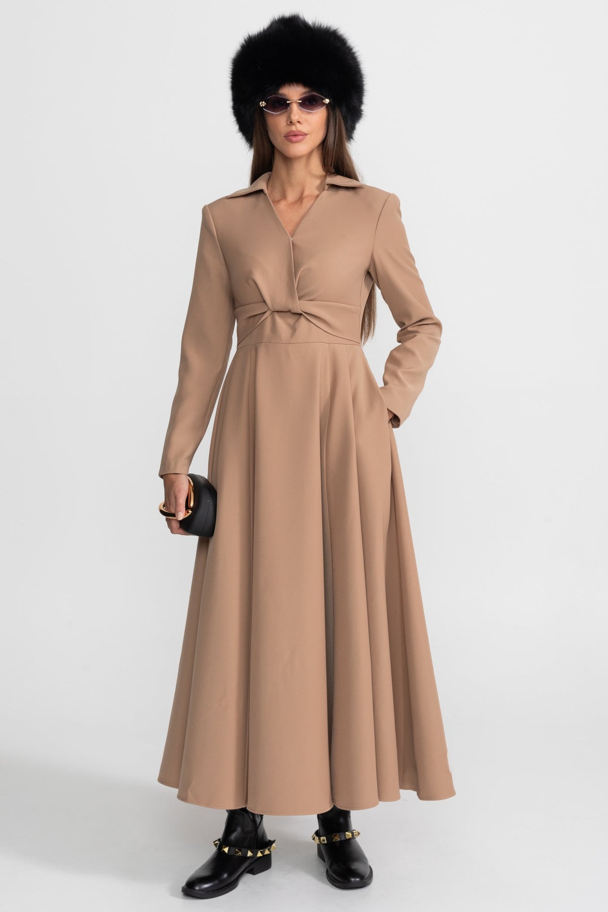 Long Sleeve Dress With Knotted Waist Detail – Camel